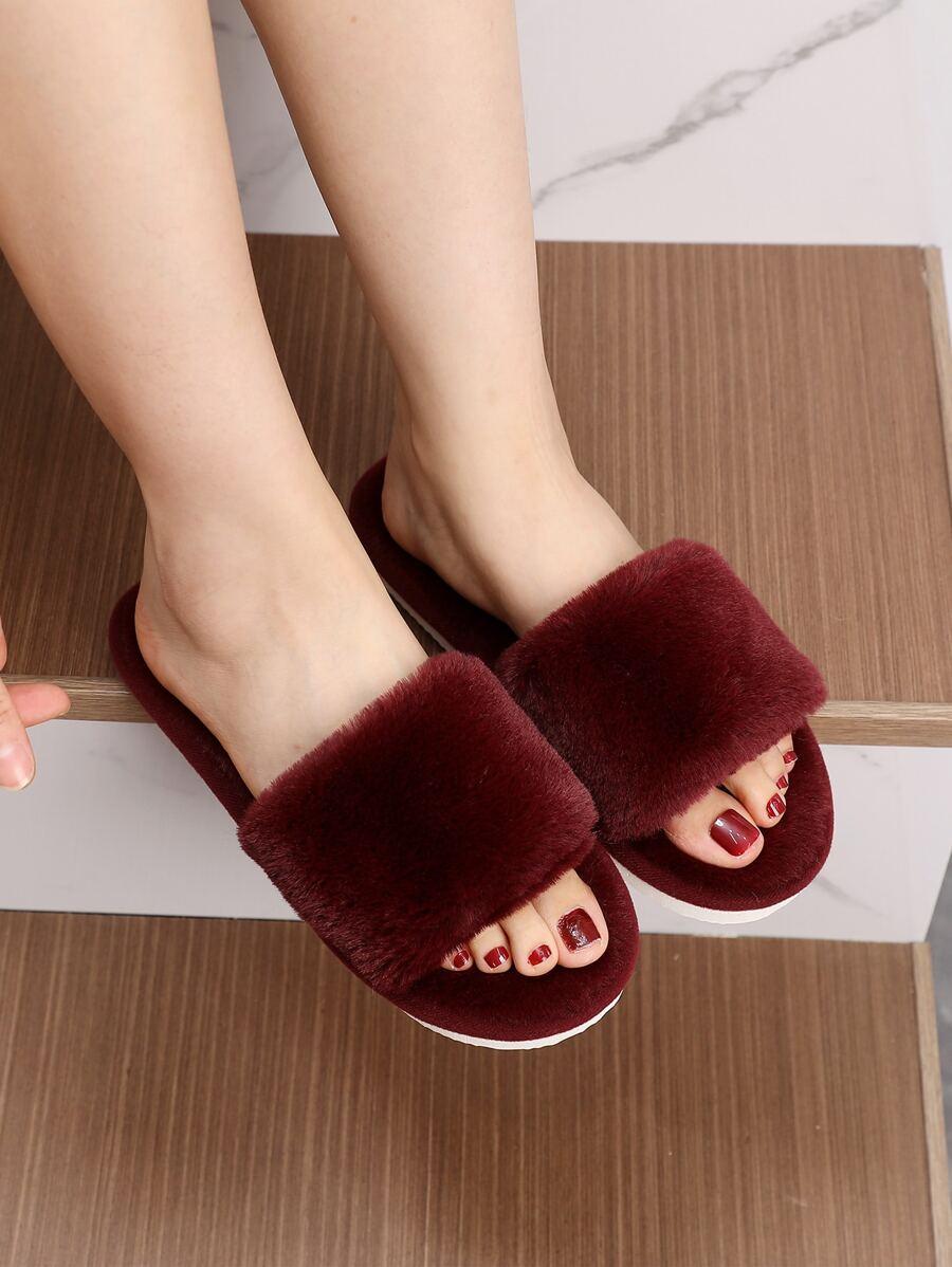 أحذية نوم نسائية باللون الأحمر – موضة الخريف/الشتاء - 2